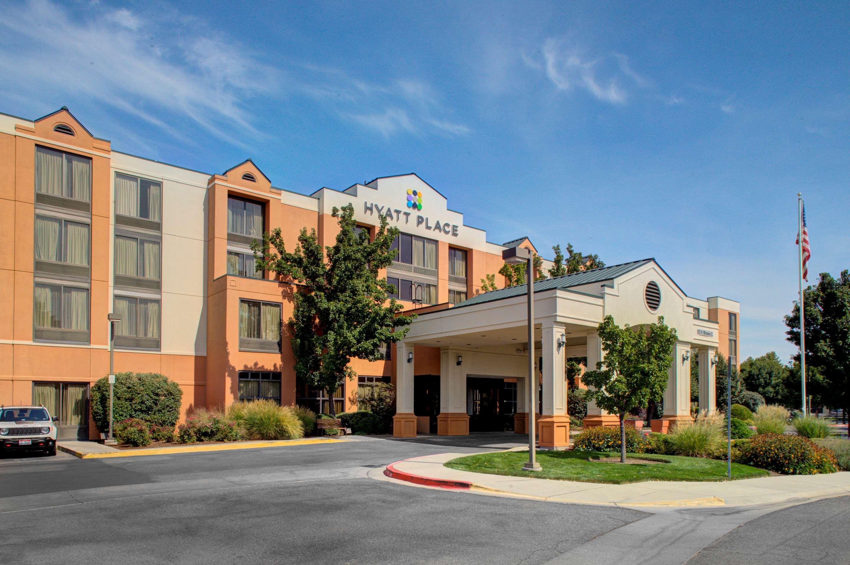 Hyatt Place Boise/Towne Square Екстериор снимка