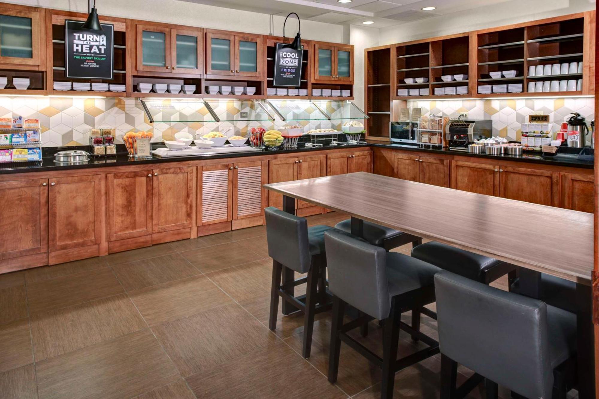 Hyatt Place Boise/Towne Square Екстериор снимка