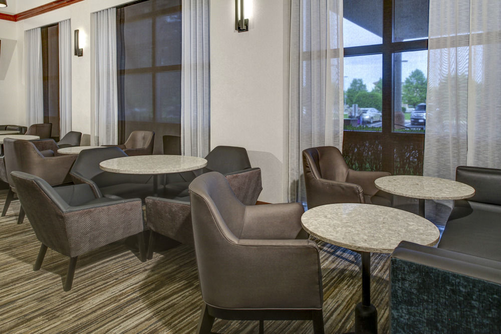 Hyatt Place Boise/Towne Square Екстериор снимка